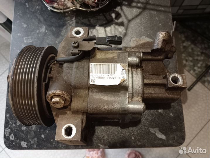 Компрессор кондиционера автомобильный