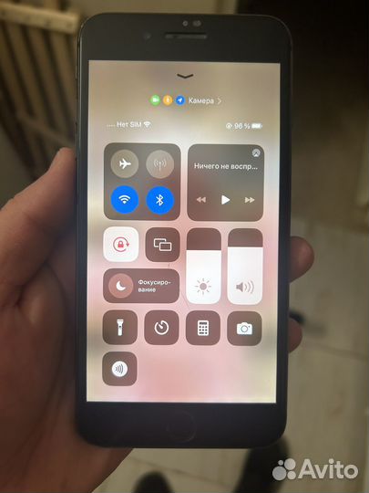 iPhone 8 Plus, 64 ГБ