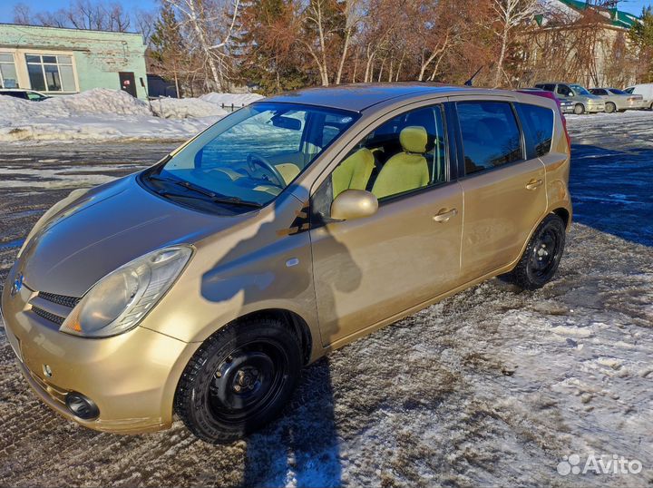 Nissan Note 1.6 AT, 2005, 159 000 км