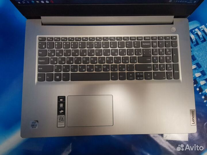 Ноутбук Lenovo 17.3