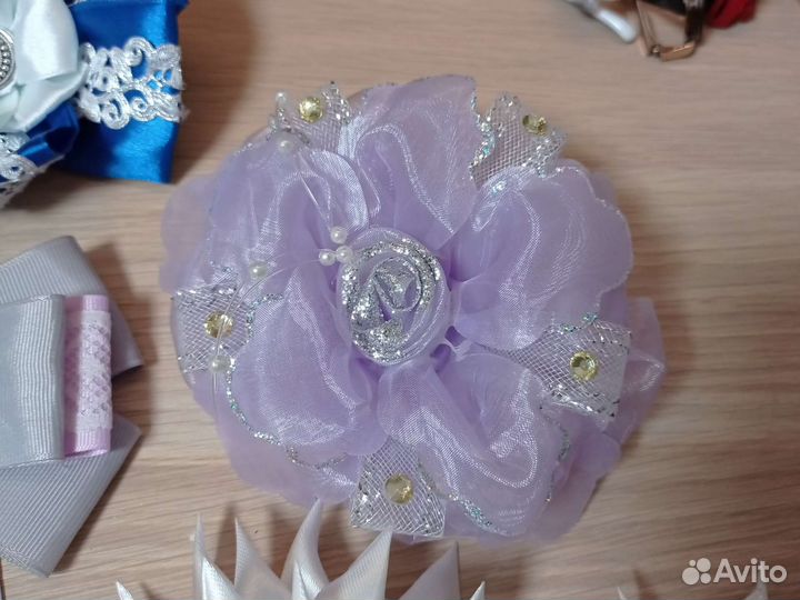 Заколки для волос