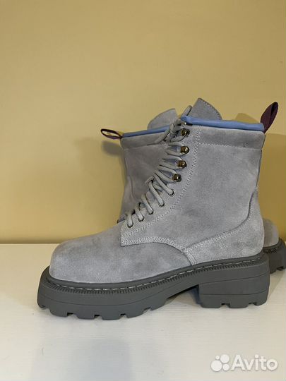 Ботинки новые (37)