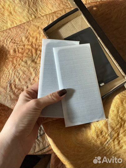 Защитное стекло на iPhone 15 pro max