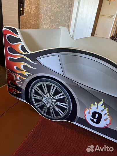 Кровать машина с матрасом