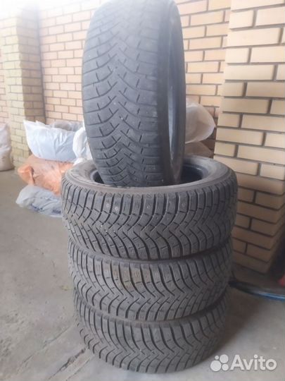 Michelin Latitude X-Ice North 225/60 R17