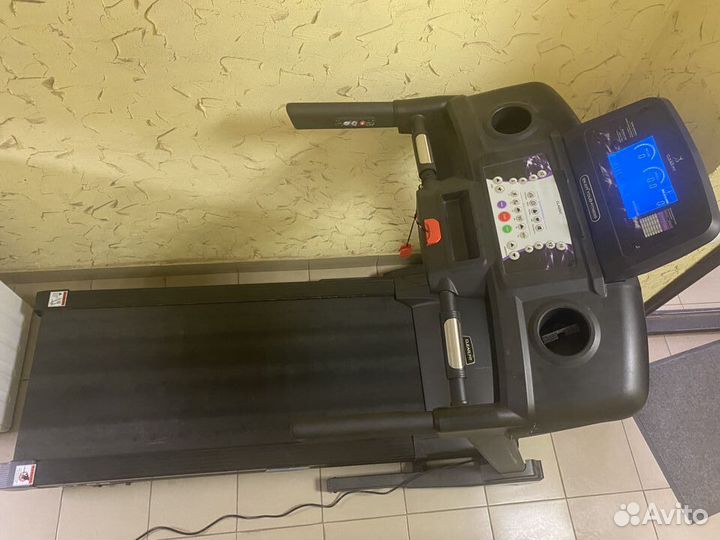 Продается беговая дорожка Clear Fit Classic XT.22