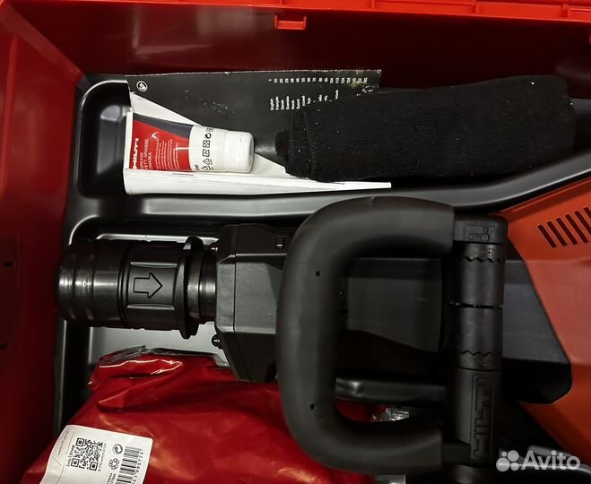 Молоток отбойный Hilti TE 1000-AVR