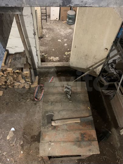 Гараж, > 30 м²