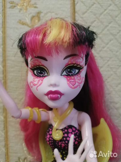 Кукла Монстер Хай Дракулаура Кошмарный Риф