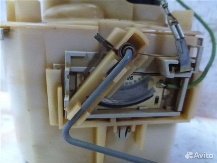 Насос топливный Ford Focus DFW eydk 2004