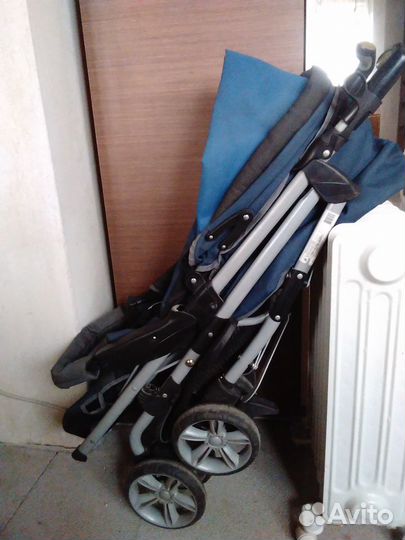 Коляска прогулочная