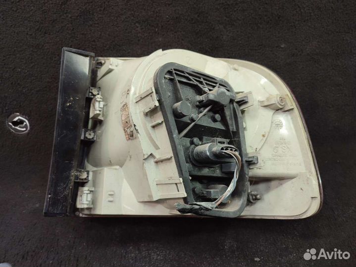 Фонарь задний левый для Volkswagen Touareg 1