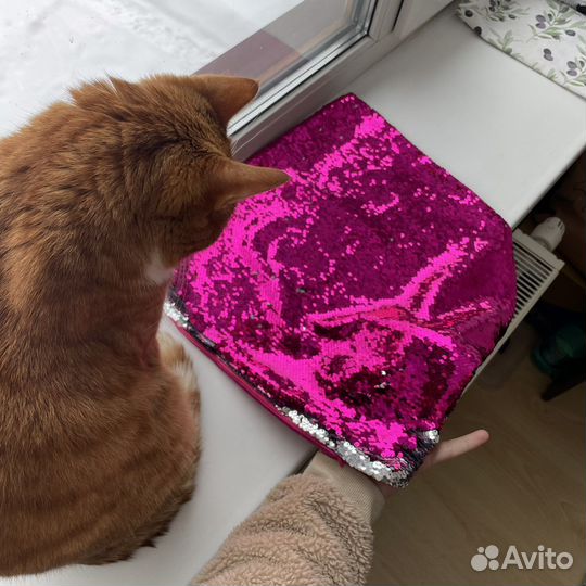 Наволочка из пайеток фуксия