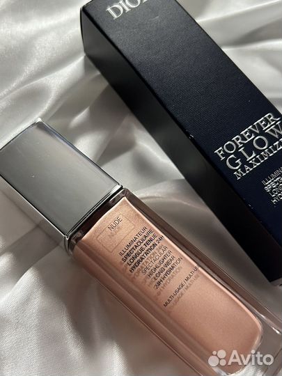 Dior хайлайтер forever glow