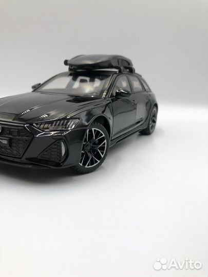 Модель автомобиля Audi RS6 1:24 металл