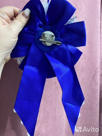 Цветок из атласных лент