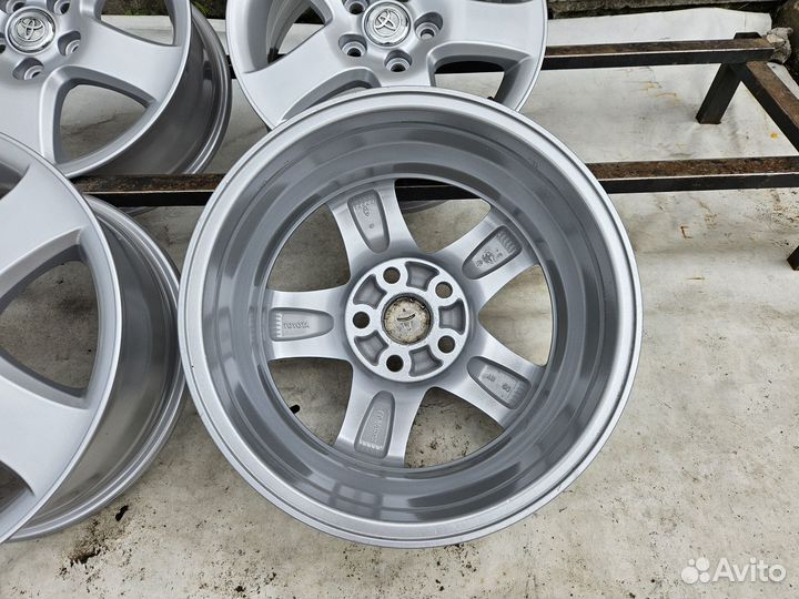 Литые диски r16 5x114.3 Toyota