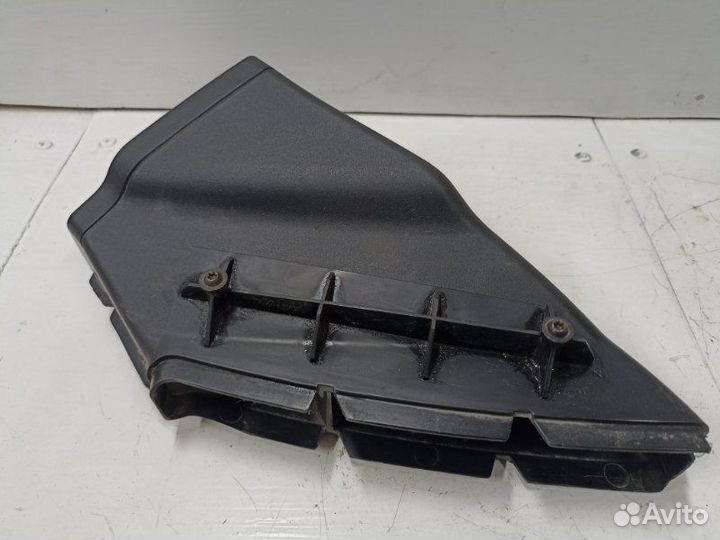 Воздуховод Audi A6 C6 AUK 2005