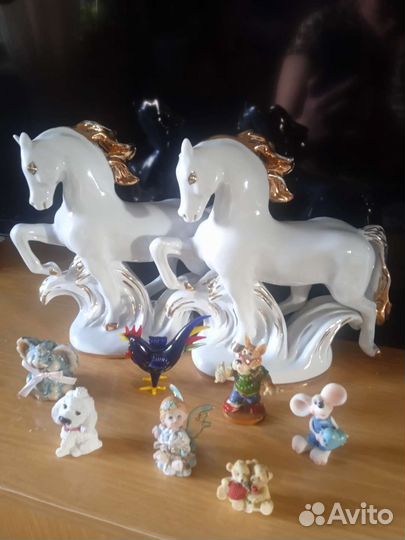 Статуэтка фарфор