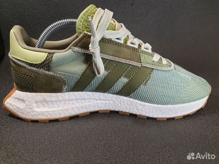 Кроссовки adidas retropy e5