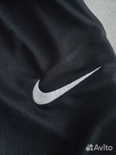 Шорты Nike