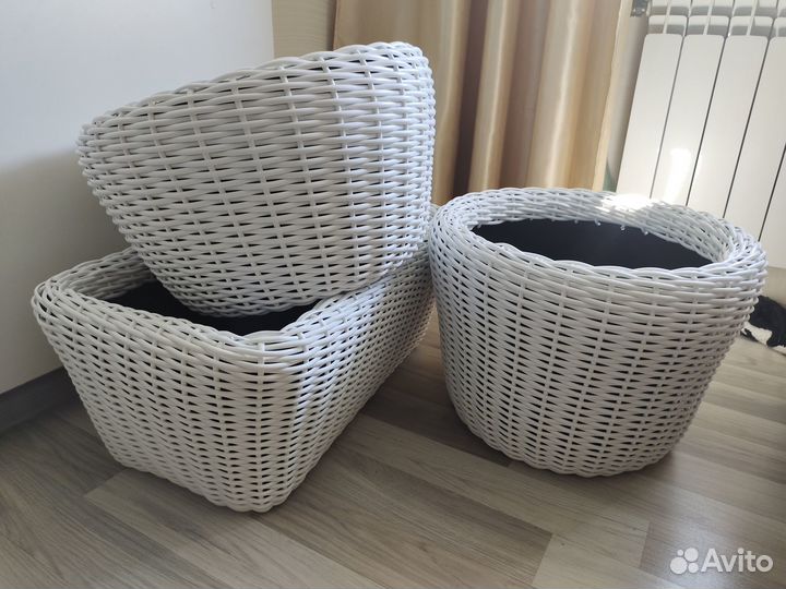 Кашпо для цветов из искусственного ротанга