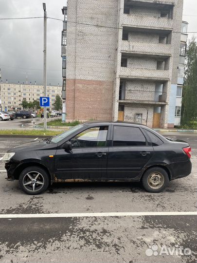 LADA Granta 1.6 МТ, 2012, битый, 195 469 км