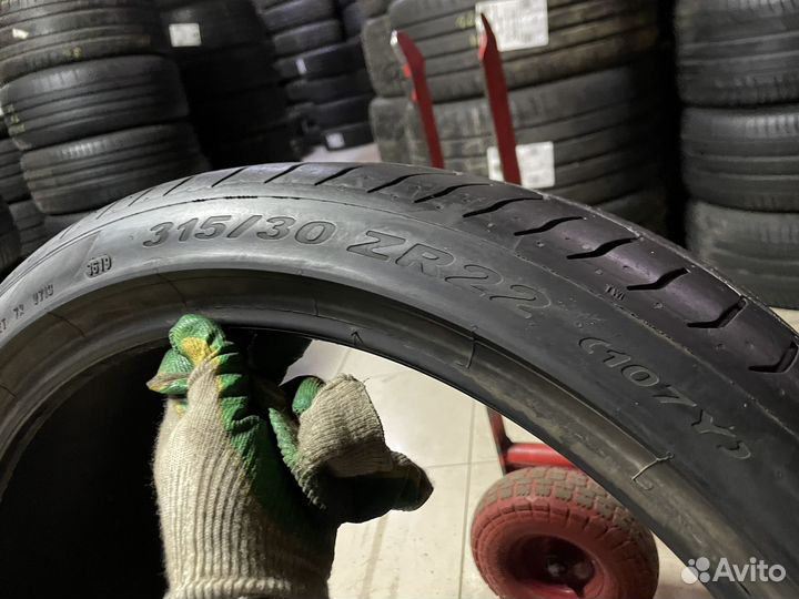 Pirelli P Zero 315/30 R22 107Y