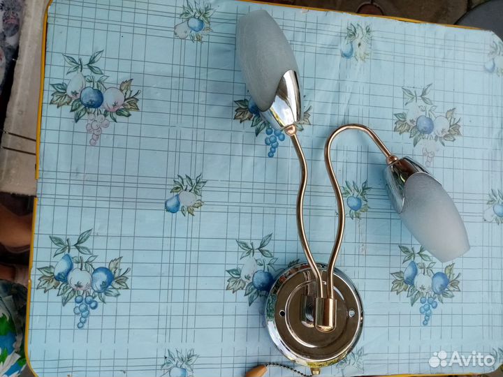 Настенный светильник бра