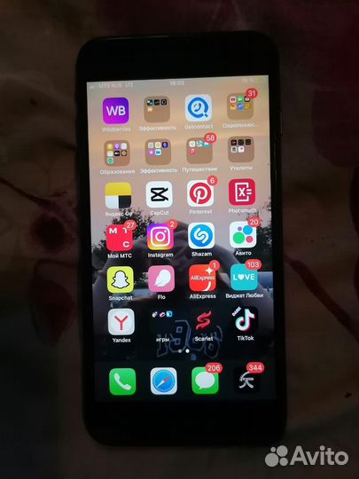 Телефон iPhone 8 plus