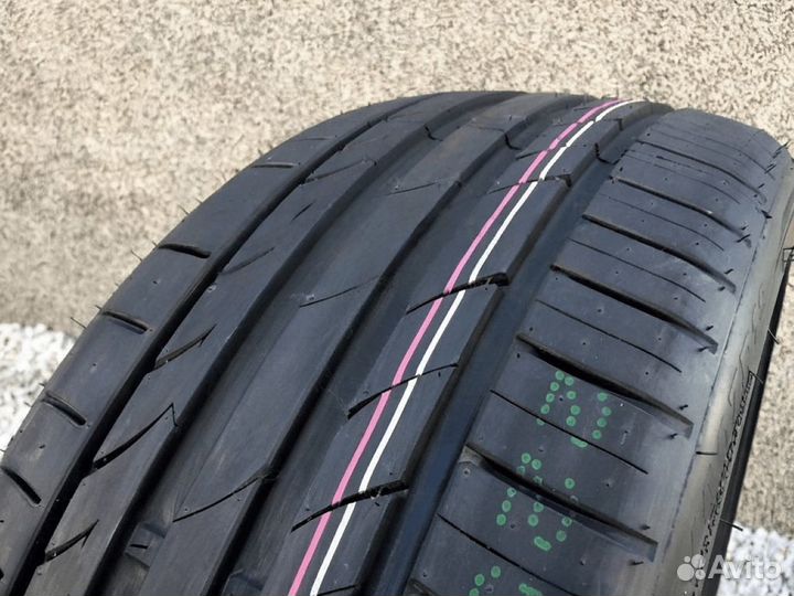 Tracmax X-Privilo TX3 245/40 R18 95Y