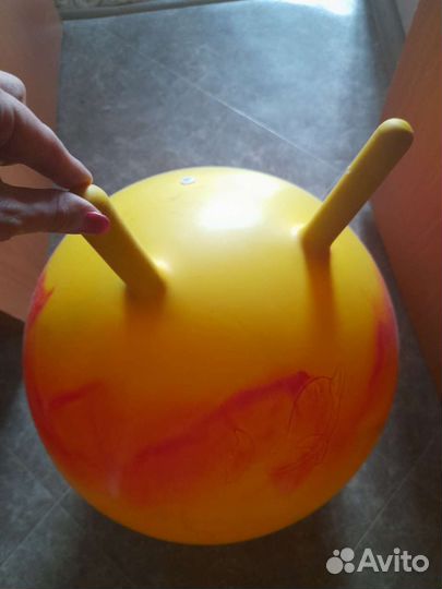 Мяч гимнастический