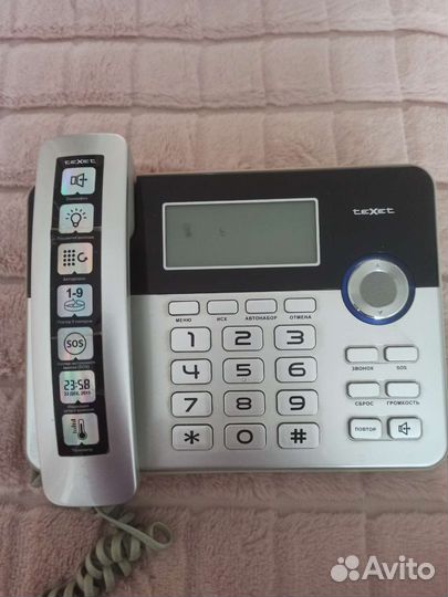 Проводной телефон