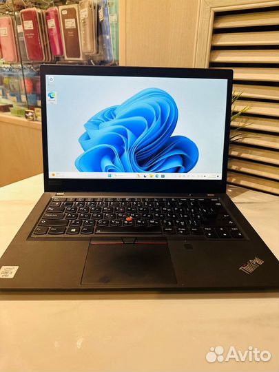 Lenovo ThinkPad T14 - 16/256GB, Core i5, Black