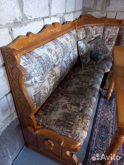 Кухонный уголок со столом бу