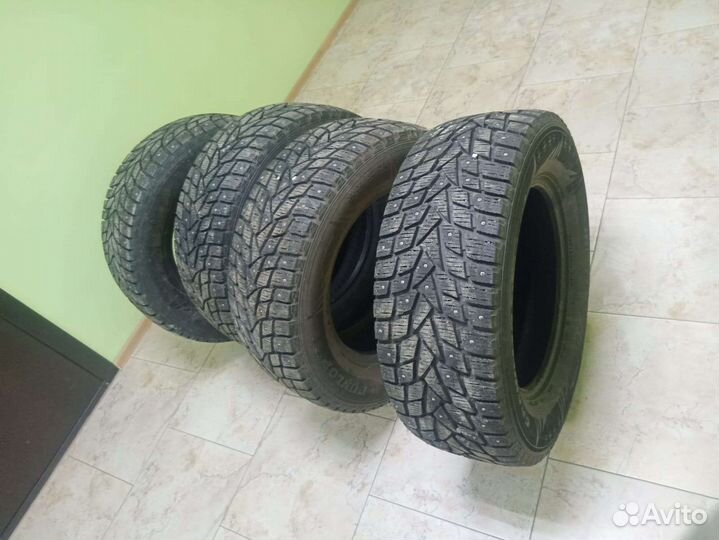 Dunlop SP Winter Ice 02 285/60 R18 116