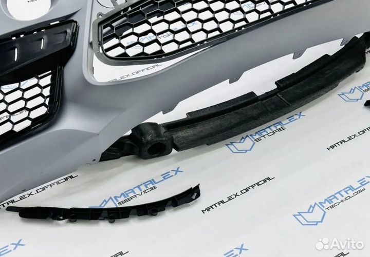 Передний бампер BMW X5 F15, X5m F85 стиль, в сборе