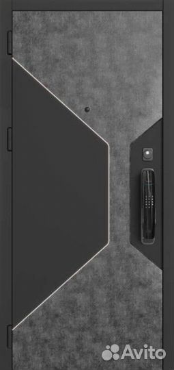 Входная дверь с электронным замком