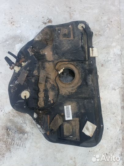 Бензобак (бак топливный) Mazda 6 Gg