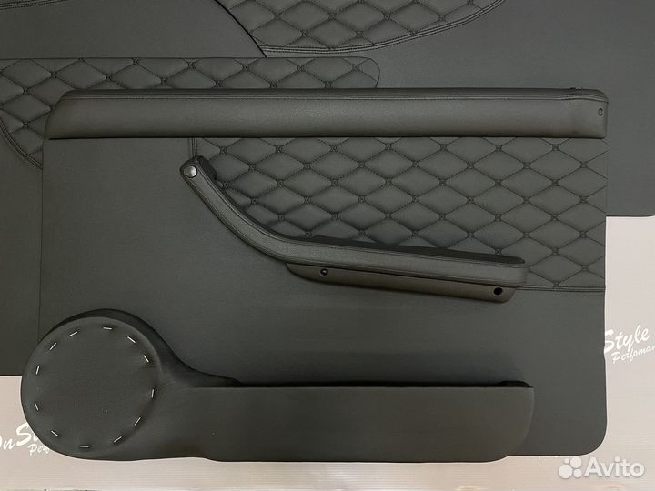 Комплект для дверей Ваз 2105-2107