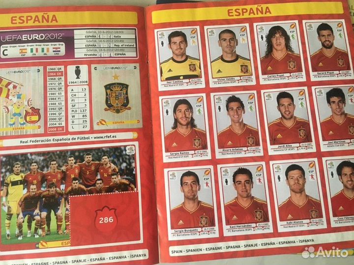 Альбомы для наклеек panini