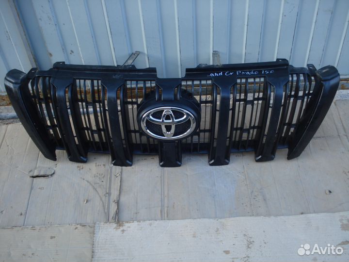 Решетка радиатора Land Cruiser Prado 150