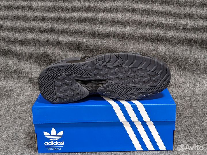 Кроссовки adidas Streetball зимние