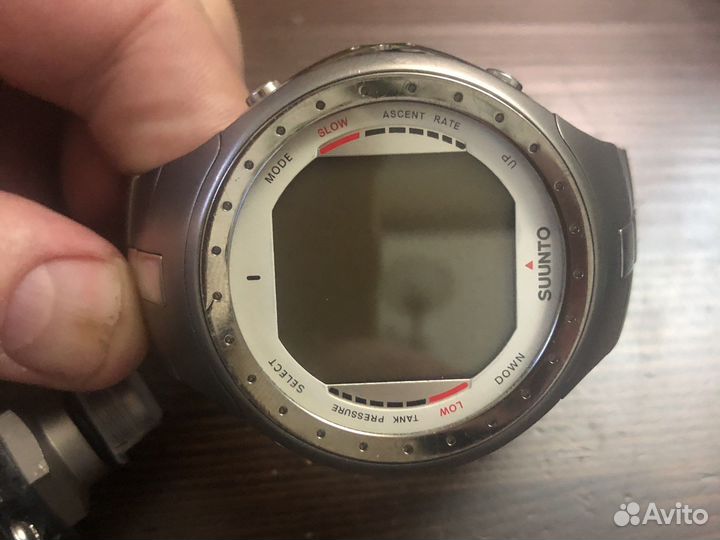 Компьютер для дайвинга suunto