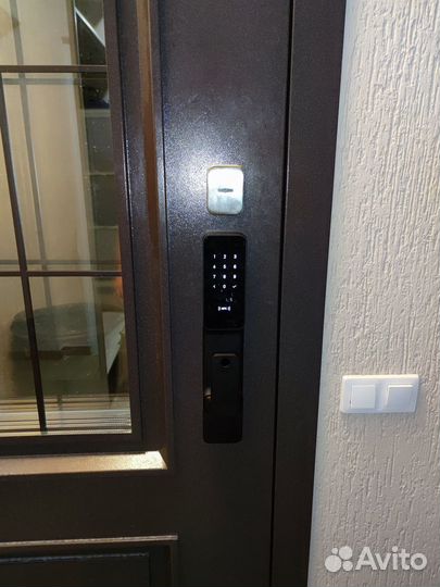 Установка умных/электронных/биометрических замков