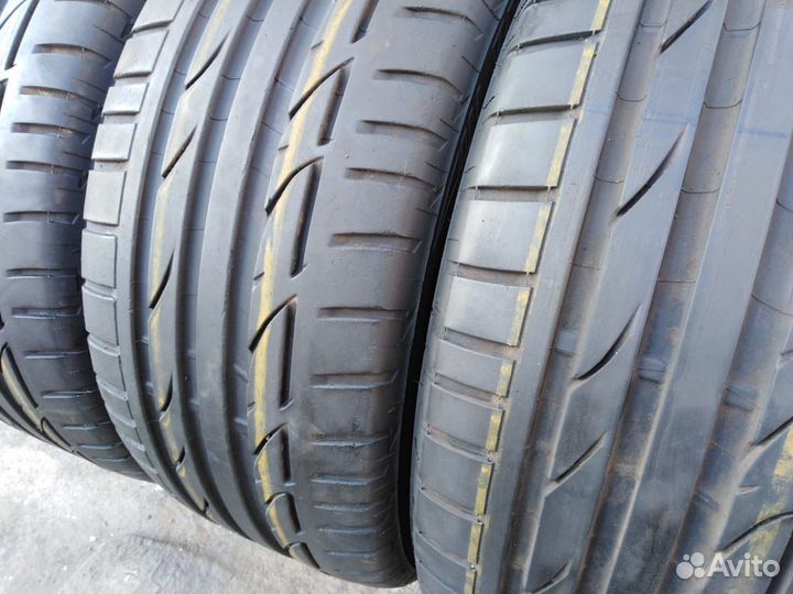 Bridgestone Potenza S001 245/45 R17