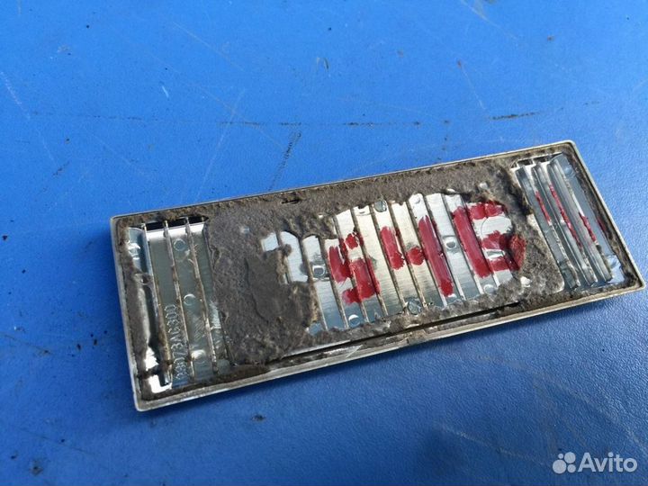 Шильдик оригинальный Subaru