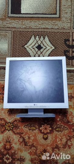 Монитор для компьютера