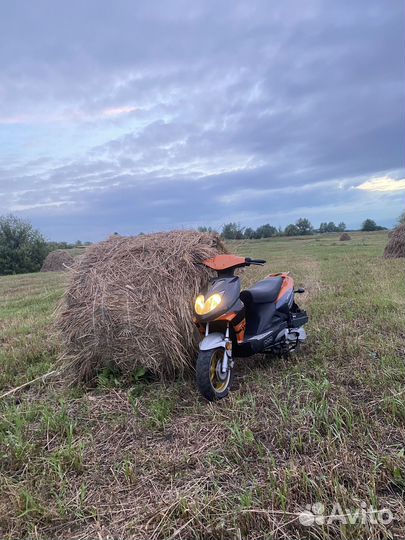 Flash 150-cc sport