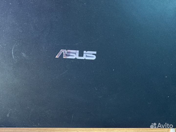 Ноутбук asus